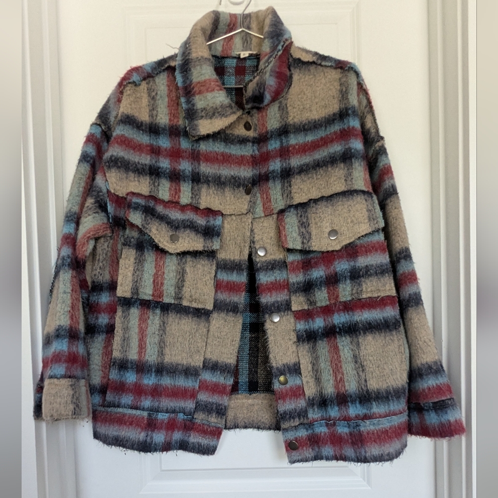 POL Double Breasted Tan/Neutral Fuzzy Plaid Shacket Size Small